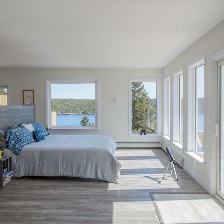 Whale House Guest House Mobile Экстерьер фото