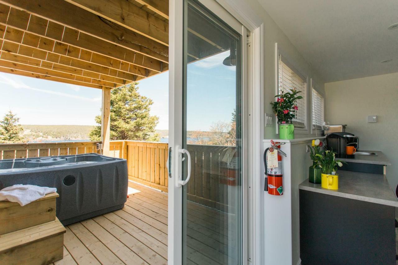 Whale House Guest House Mobile Экстерьер фото