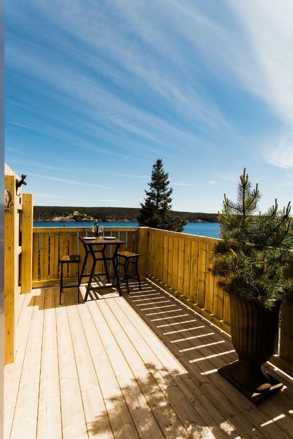 Whale House Guest House Mobile Экстерьер фото